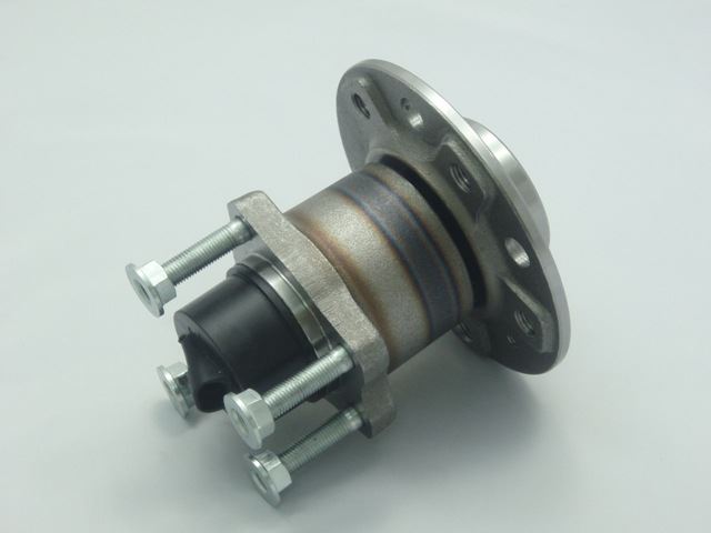 Vauxhall Vectra B 1995-2002 Rear Hub Wheel Bearing Kit Inc ABS Sensor