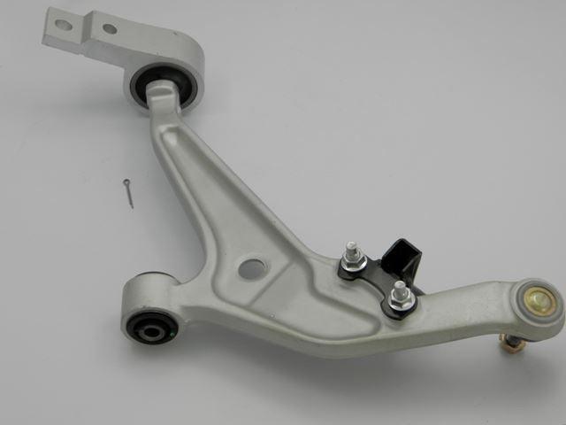 For Nissan X-Trail 2000-2007 Front Lower Wishbones Suspension Arms Pair - Spares Hut