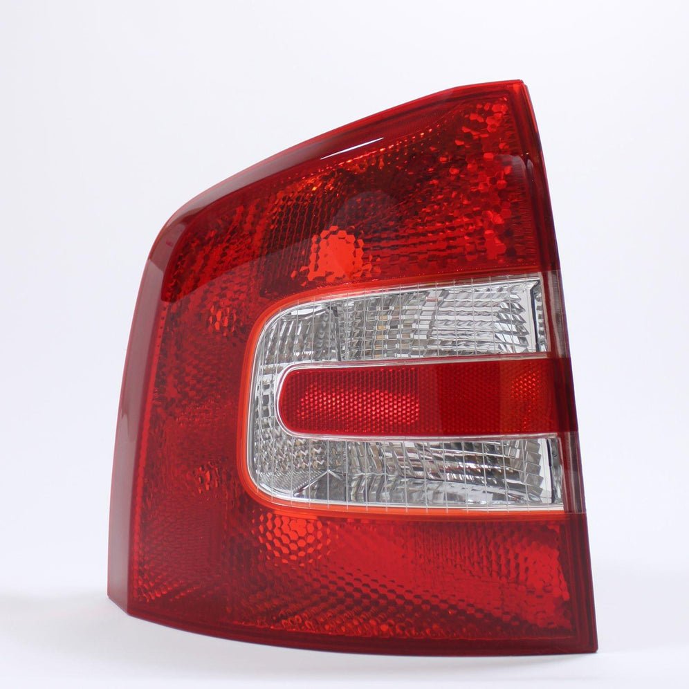 Skoda Octavia Mk2 Estate 2005-2009 Rear Tail Light Passenger Side Left N/S - Spares Hut